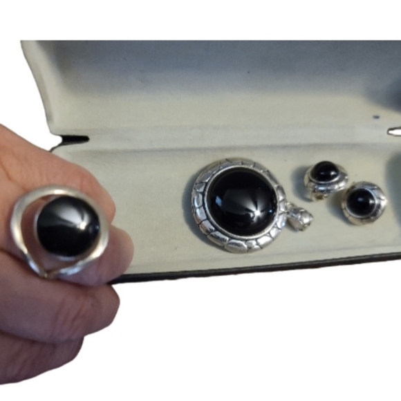 Woman Silver Jewelry.